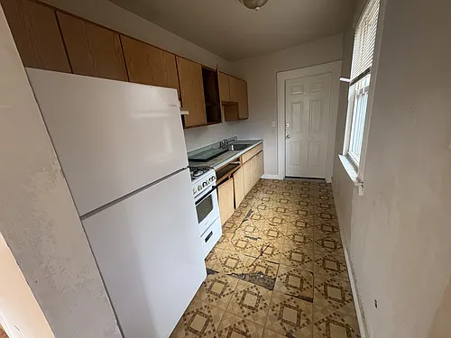 11 Grant St #5 Photo 1