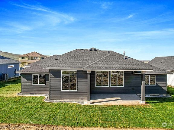 5th image of 1122 7th Avenue NE