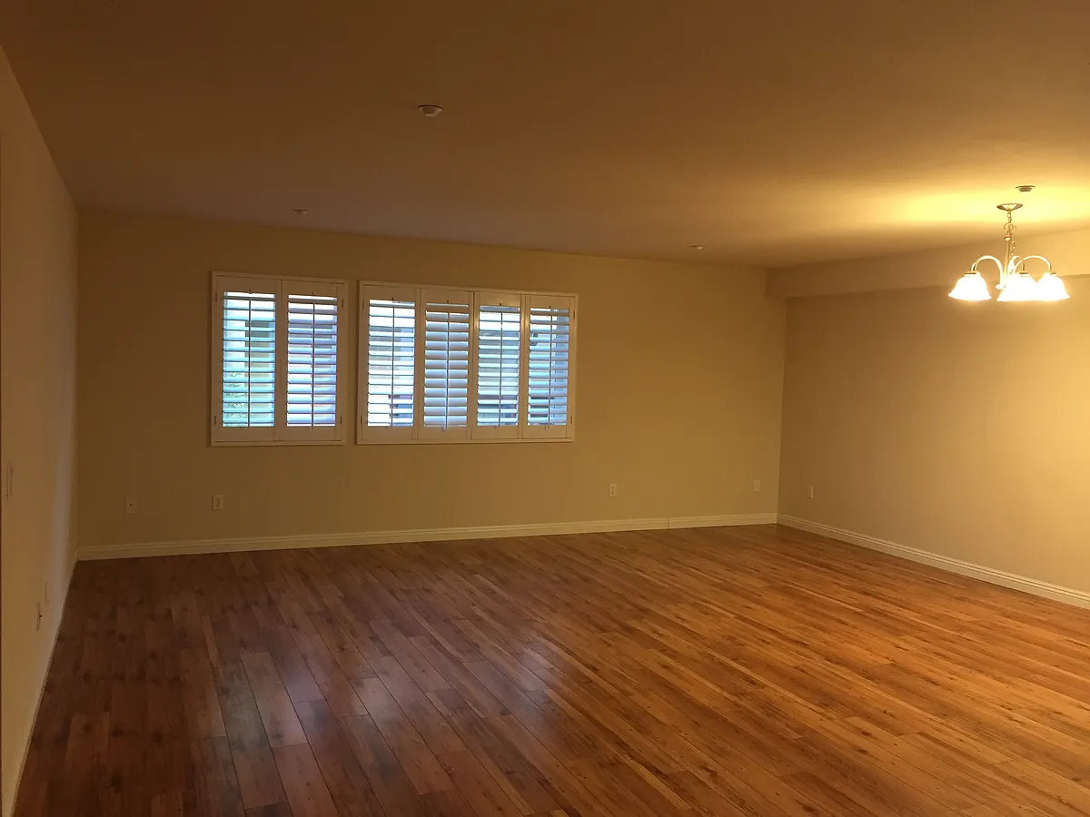 Building Photo - 297 S Sierra Madre Blvd #106