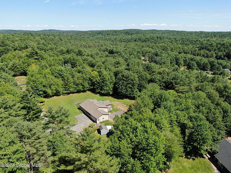 2nd image of 189 Hinds Road