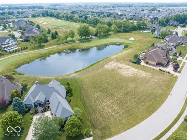 11299 Golden Bear Way, Noblesville, IN 46060