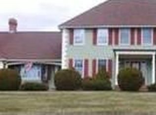 26 Spring Hill Rd, Merrimac, MA 01860