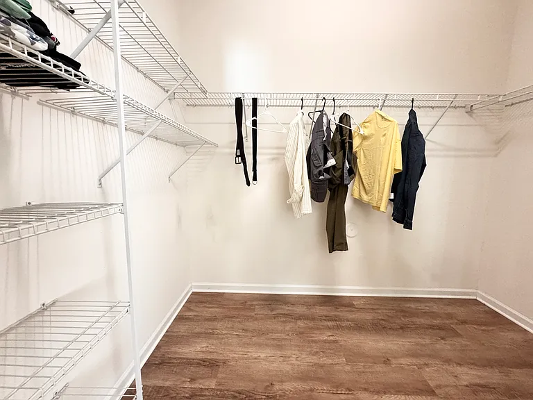 3485 Alister Ave SW — Photo 14