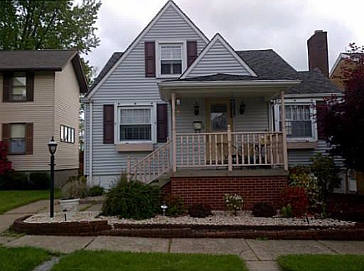 1st image of 530 Welty St
