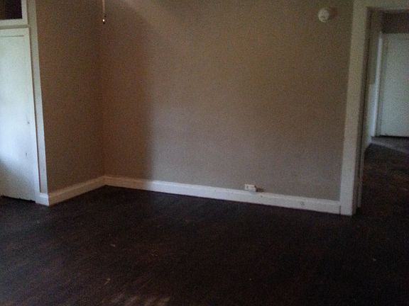 2nd image of 203 N Stewart St