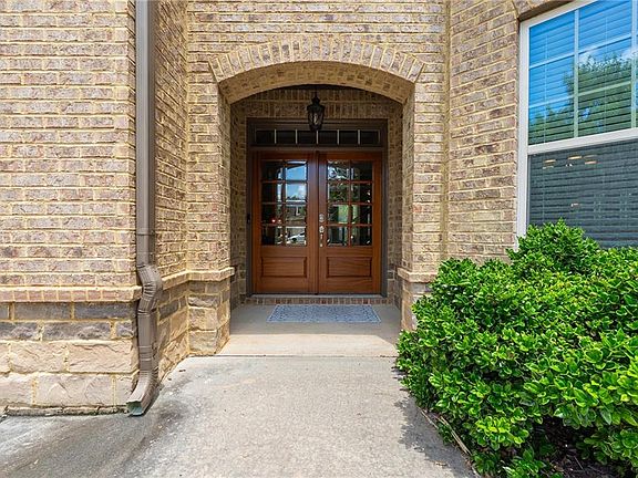 3rd image of 3801 Buttonbush Ct