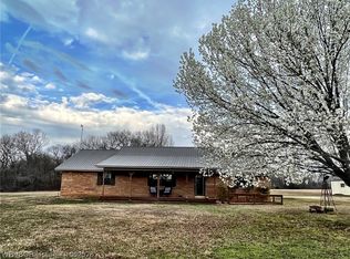 113699 S 4610th Rd, Sallisaw, OK 74955