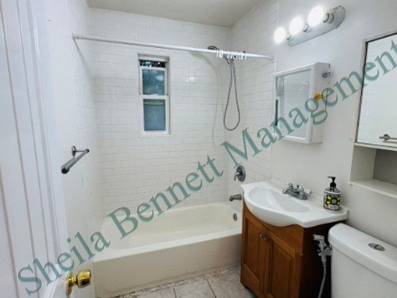 4th image of 7371 Hyatt St