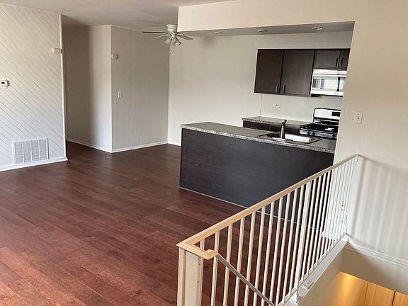 4th image of 1137 Cove Dr