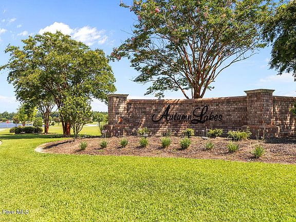 3rd image of 1239 Autumn Lakes Drive LOT 15