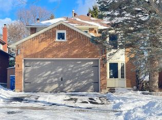 30 Moffat Cres, Aurora, ON L4G4Z8