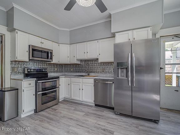5th image of 664 Bodle Rd