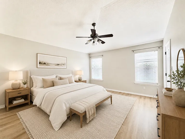 Primary bedroom - Virtually staged