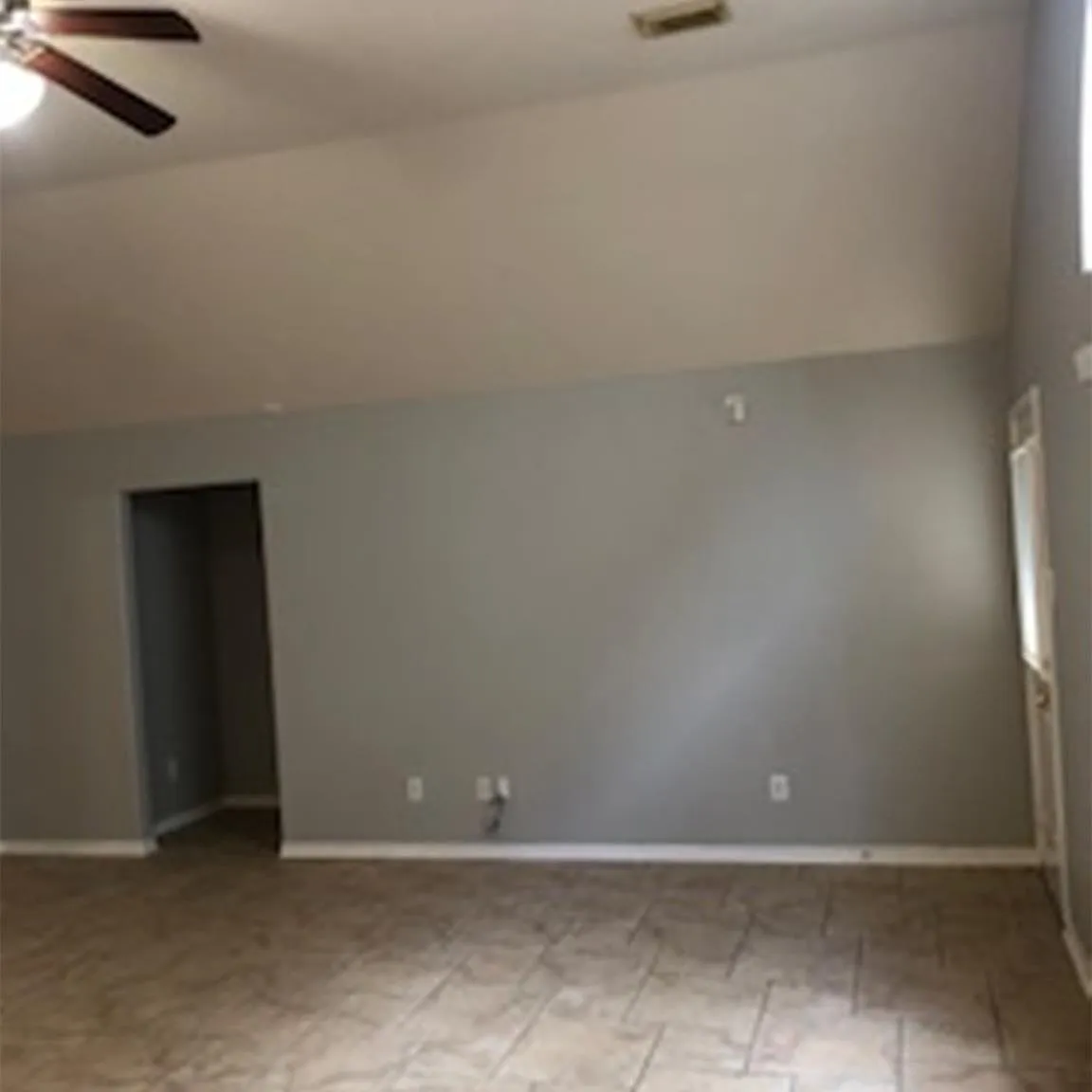 3 bed, 2.0 bath, 1826 sqft, $1,950 — Photo 3