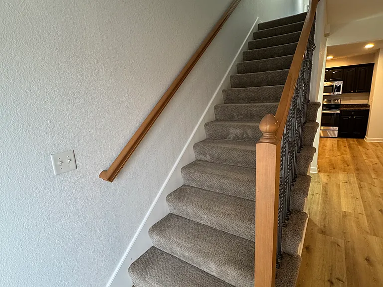 820 SW Peach Tree Ln — Photo 12