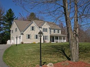 26 Old Farm Rd, Lunenburg, MA 01462