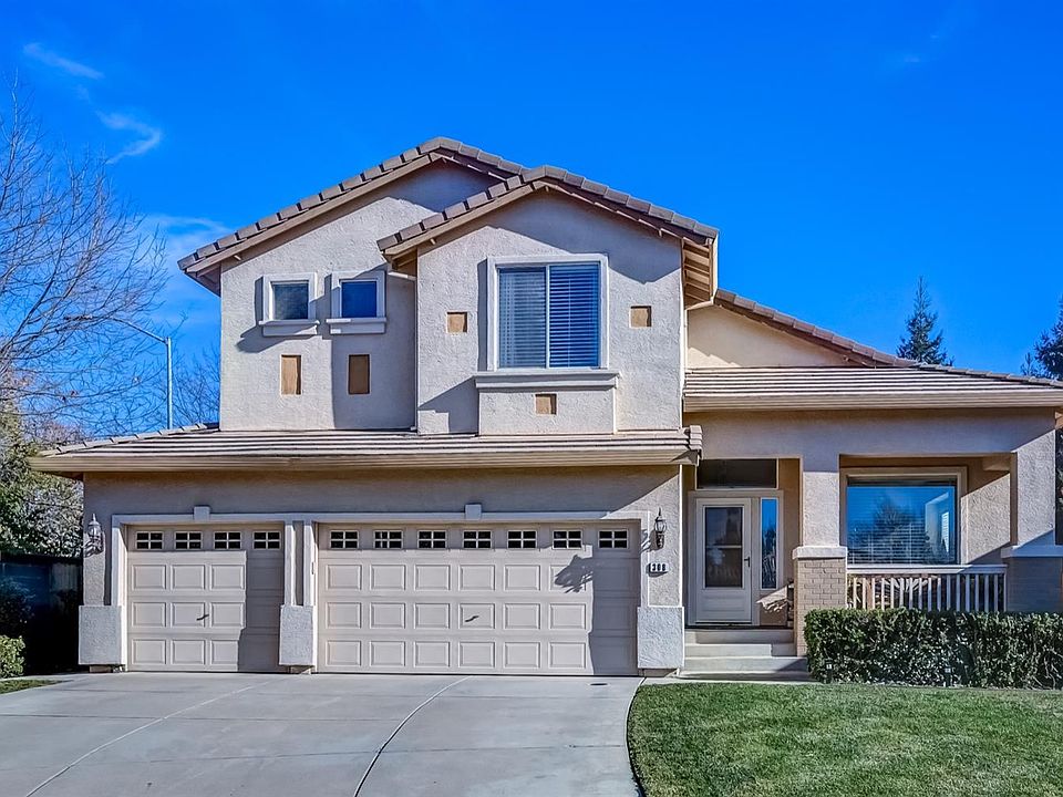 1st image of 308 Debenham Ct