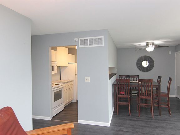 5th image of 3119 W Willow Knolls Dr APT B24