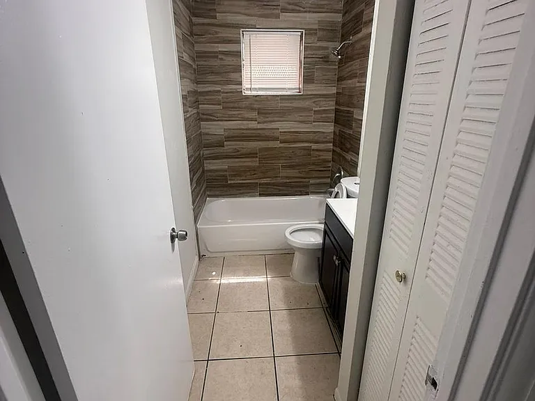 3375 Avenue J — Photo 8