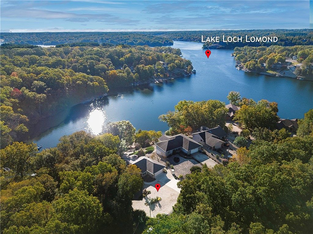 Lake Loch Lomond in Bella Vista, Arkansas