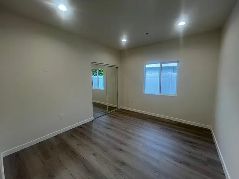 7317 -7321 Garden Grove Avenue — Photo 115