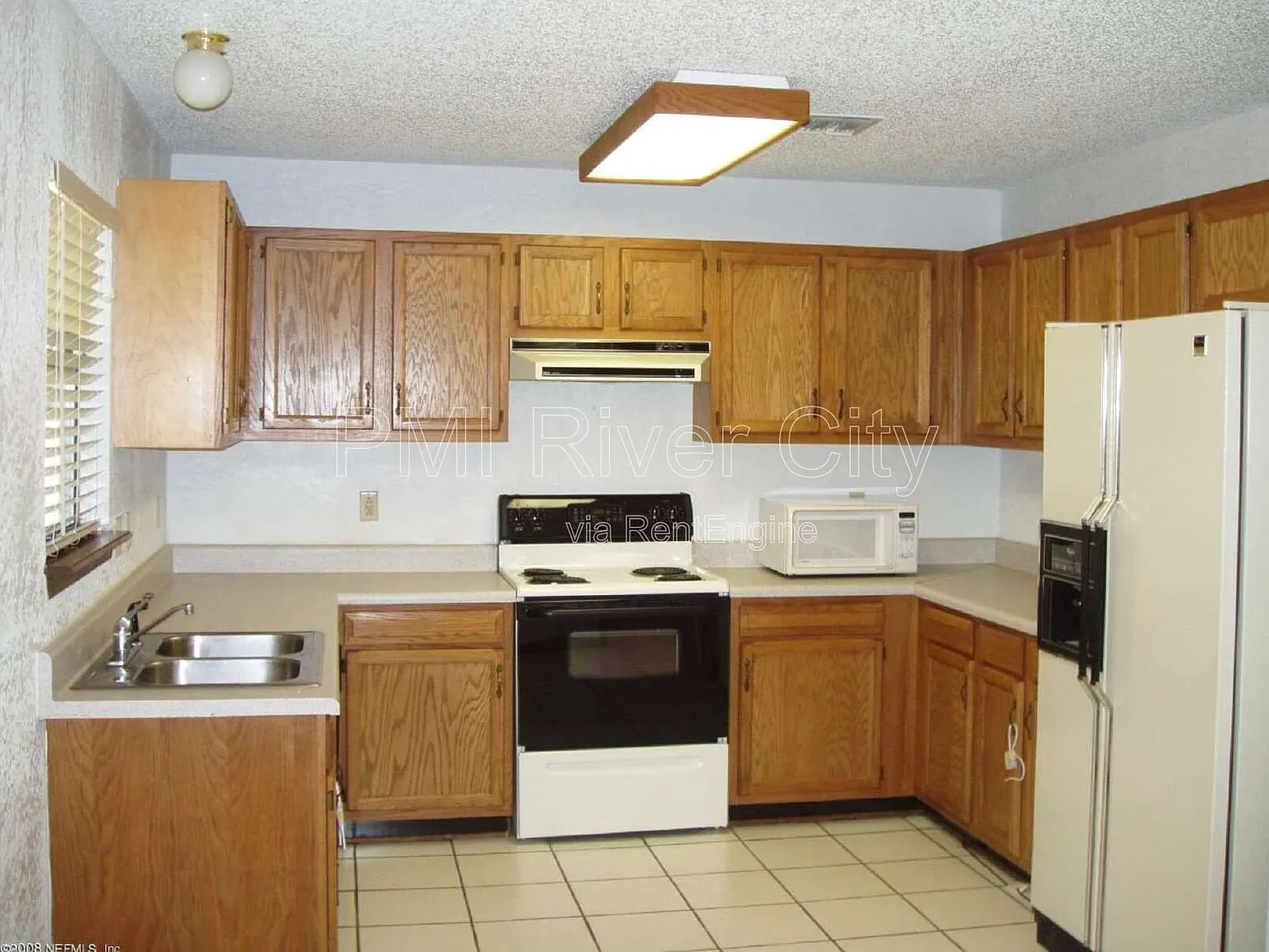 4 bed, 2.0 bath, $2,050 — Photo 3