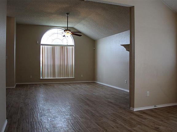 5th image of 1220 Brookvalley Dr