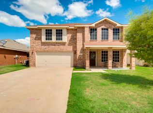 628 Chickadee Dr, Fort Worth, TX 76108