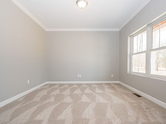 5th image of 4093 Oak St #Npp9ik