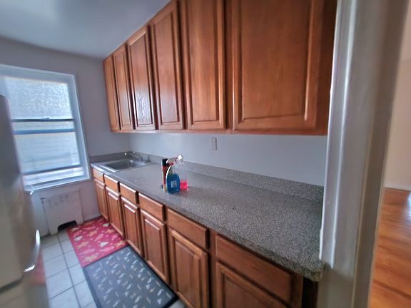4th image of 14124 84th Dr #W5