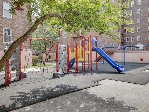 33-25 90th Street 3A image 20 of 20