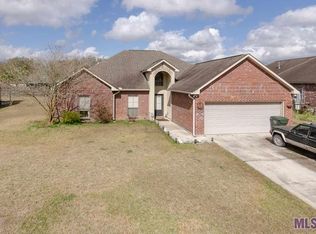 43156 Sycamore Bend Ave, Gonzales, LA 70737