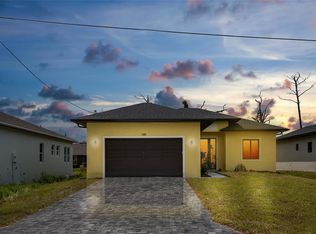 185 Sesame Rd W, Rotonda West, FL 33947