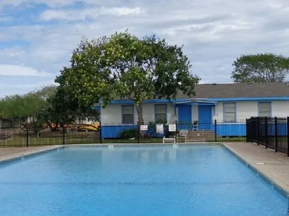 Admiral and Brittany Apartments