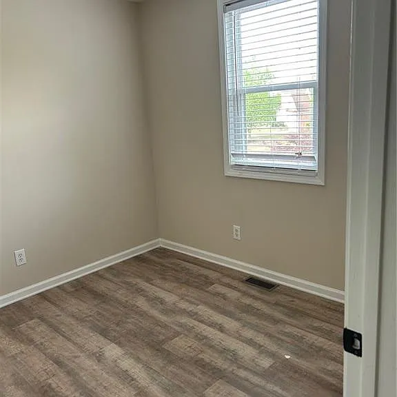 140 Stoneforest Dr — Photo 18
