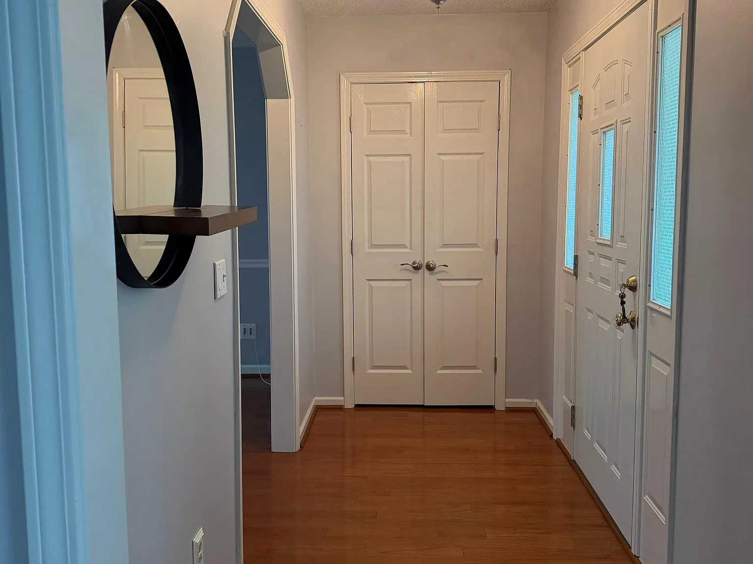 3 bed, 1923 sqft, $2,100 — Photo 3