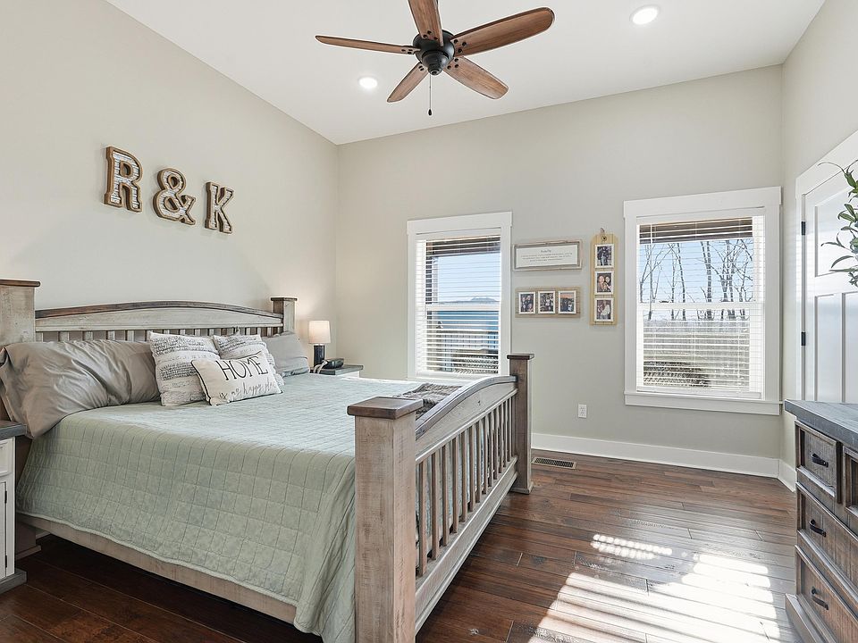 22nd image of this home