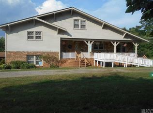 4000 Section House Rd, Hickory, NC 28601