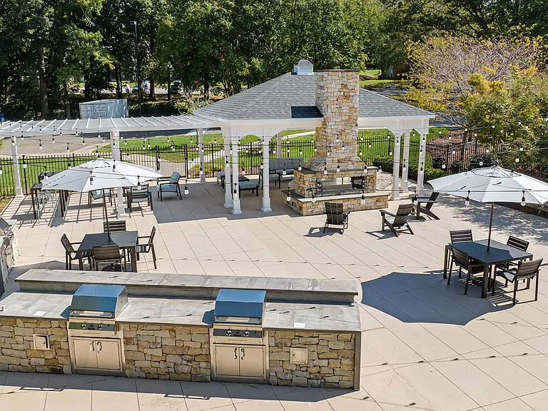 Outdoor Lounges & Fireplace