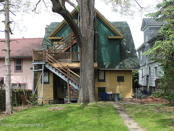 5th image of 220 Colfax Ave