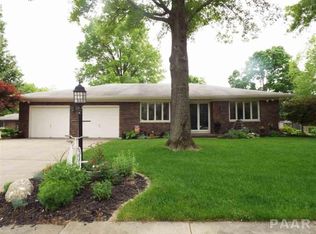 70 Timberlane Dr, Morton, IL 61550