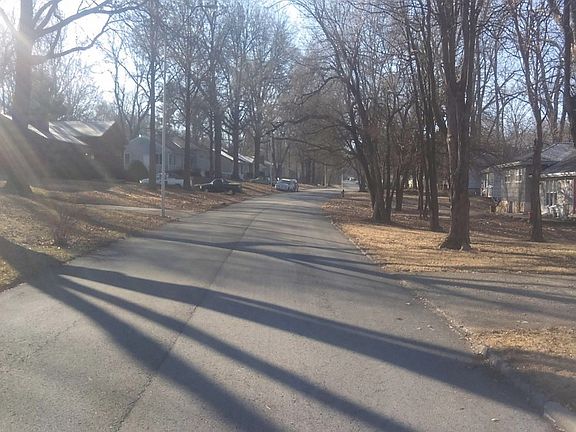 5th image of 10406 Palmer Ave
