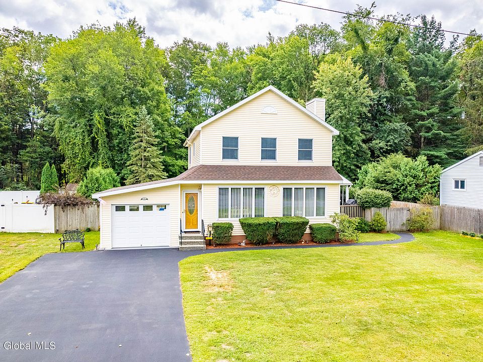 16 Anne Drive, Schenectady, NY 12303 | Zillow