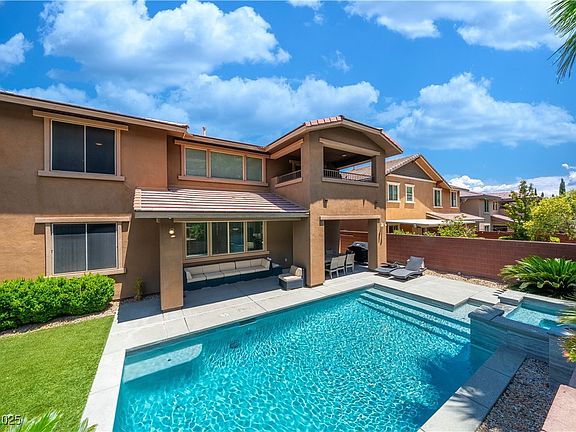 3rd image of 5619 Shadow Bend Dr