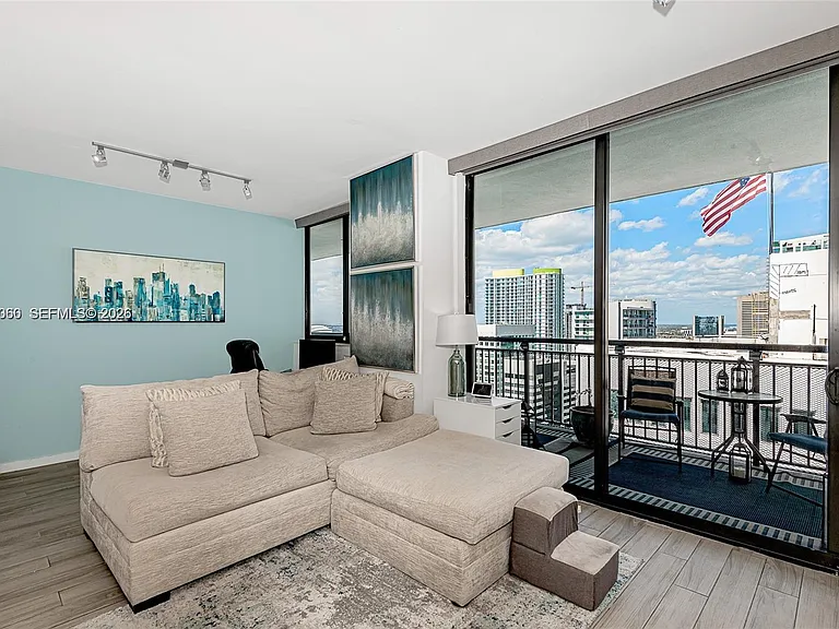 999 SW 1st Ave #3215 — Photo 7
