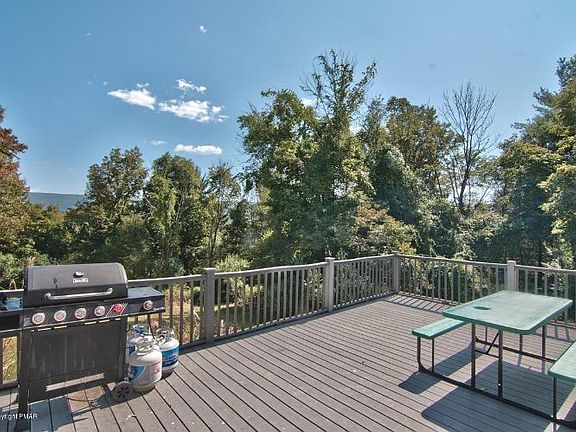 4th image of 119 Figgins Ln