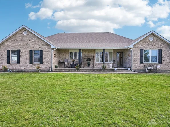 5961 Rogers Rd, Jamestown, OH 45335