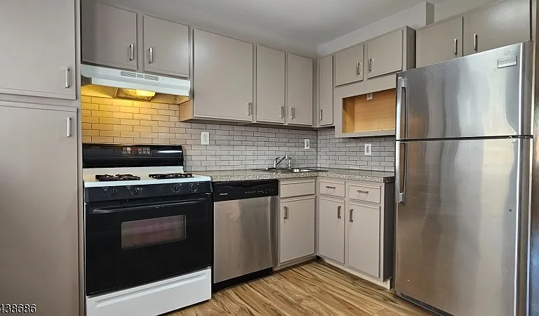 6 Dartmouth Ave #U-4B-4B — Photo 4