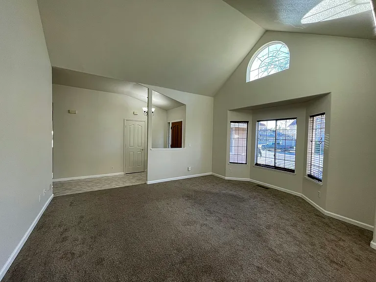 1580 Rehrmann Dr — Photo 11