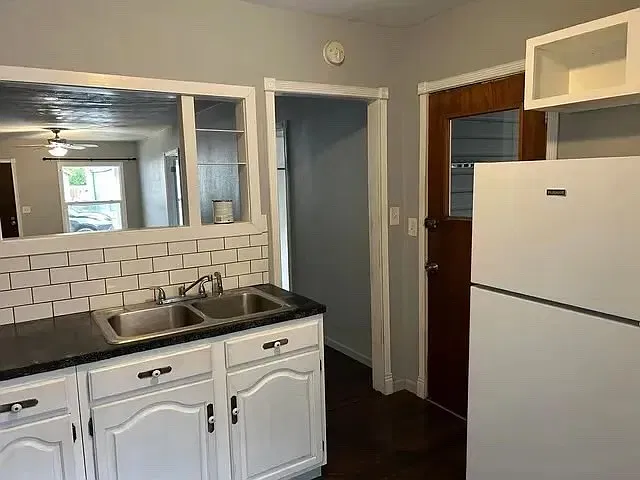 2 bed, 835 sqft, $1,375 — Photo 4